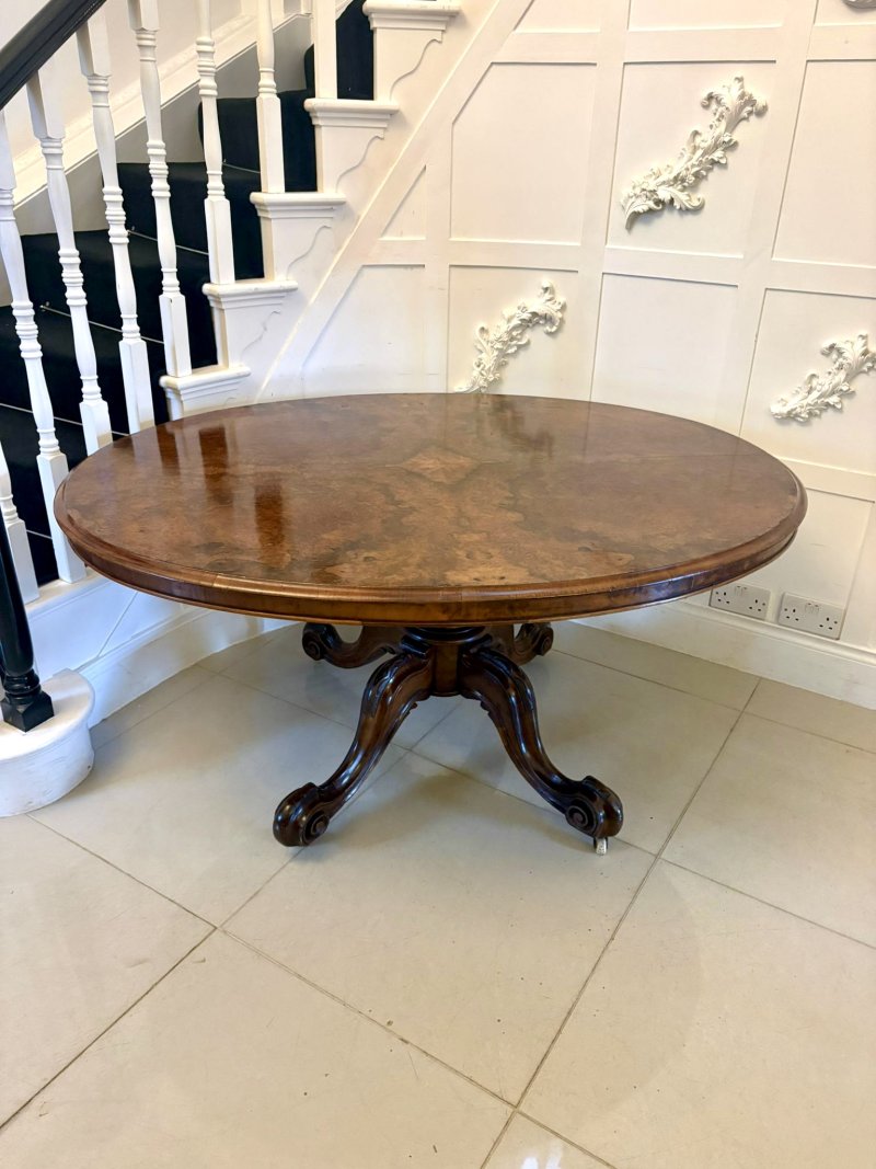 Quality Antique Victorian Burr Walnut Oval 6 Seater Dining Table on Carved Pedestal Base - Image 4